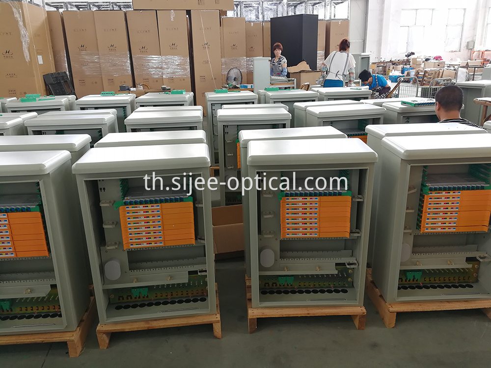 Outdoor Fiber Optic Cross Connecting Cable Cabinet